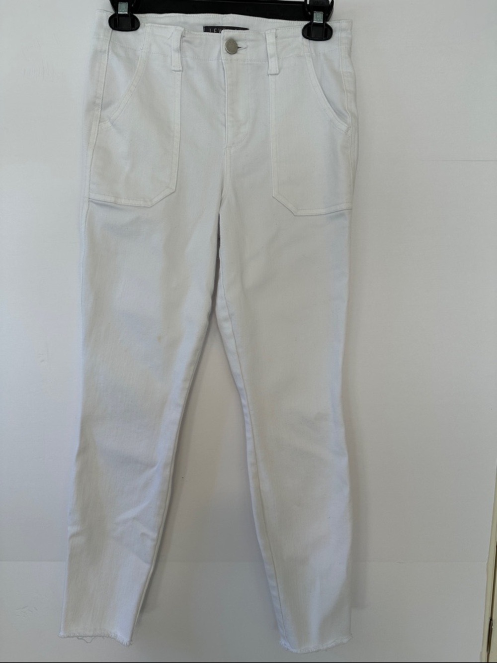 Level 99 Women’s Skinny Jeans in White